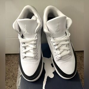Jordan 3 Retro Fragment Men’s Size 7.5 Women’s Size 9 new never worn